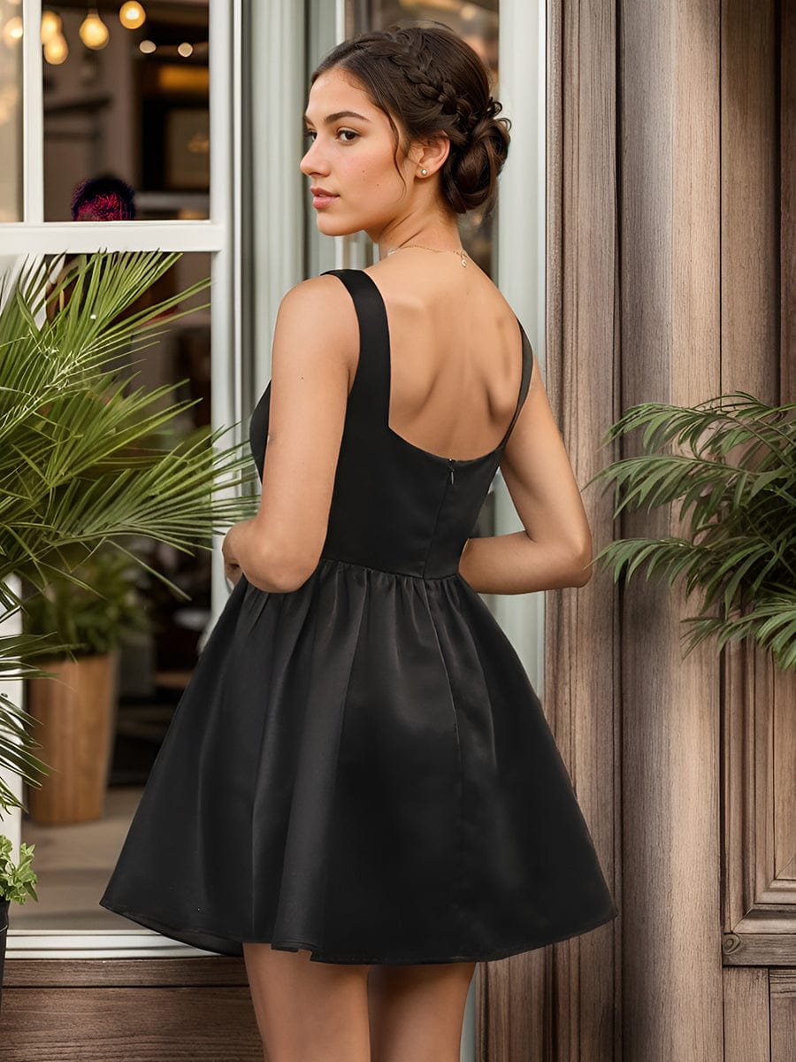 Stretchy Halter Open Back A-Line Satin Short Homecoming Dress
