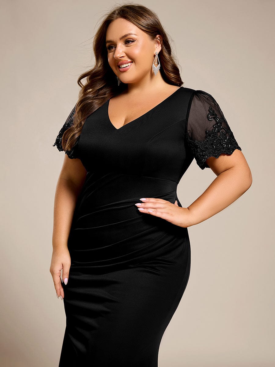 Plus Size Short Sleeve Fishtail V-Neck Beaded Formal Dress #color_Black