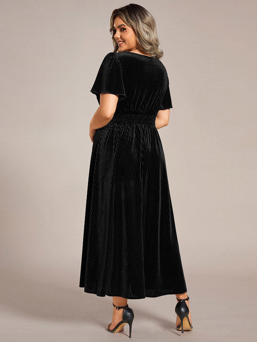 Plus Size A-line V-Neck Short Sleeve Pleated Velvet Fall Wedding Guest Dress #color_Black