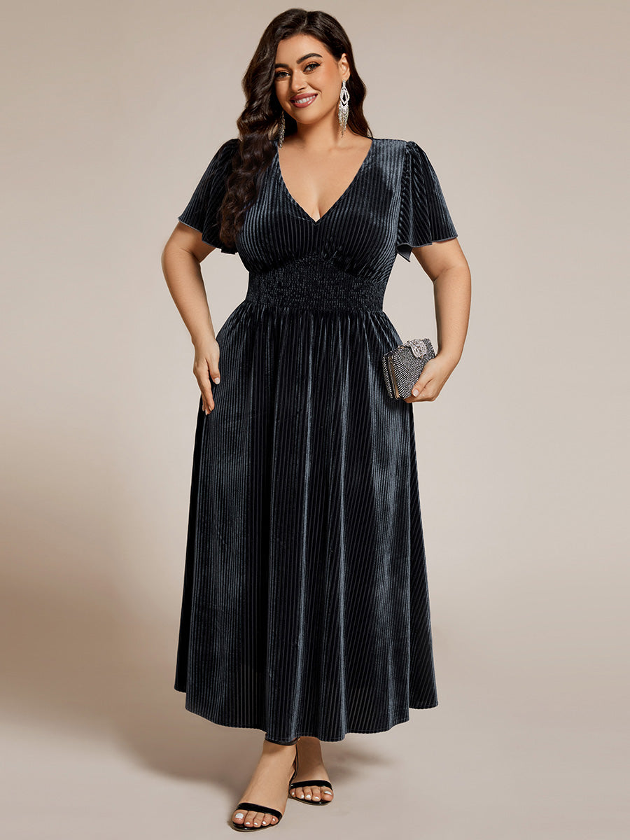 Plus Size A-line V-Neck Short Sleeve Pleated Velvet Fall Wedding Guest Dress #color_Grey Blue