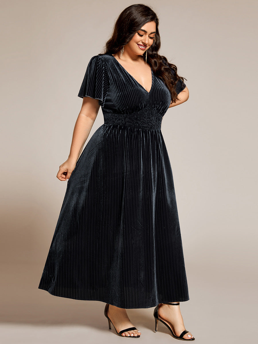 Plus Size A-line V-Neck Short Sleeve Pleated Velvet Fall Wedding Guest Dress #color_Grey Blue