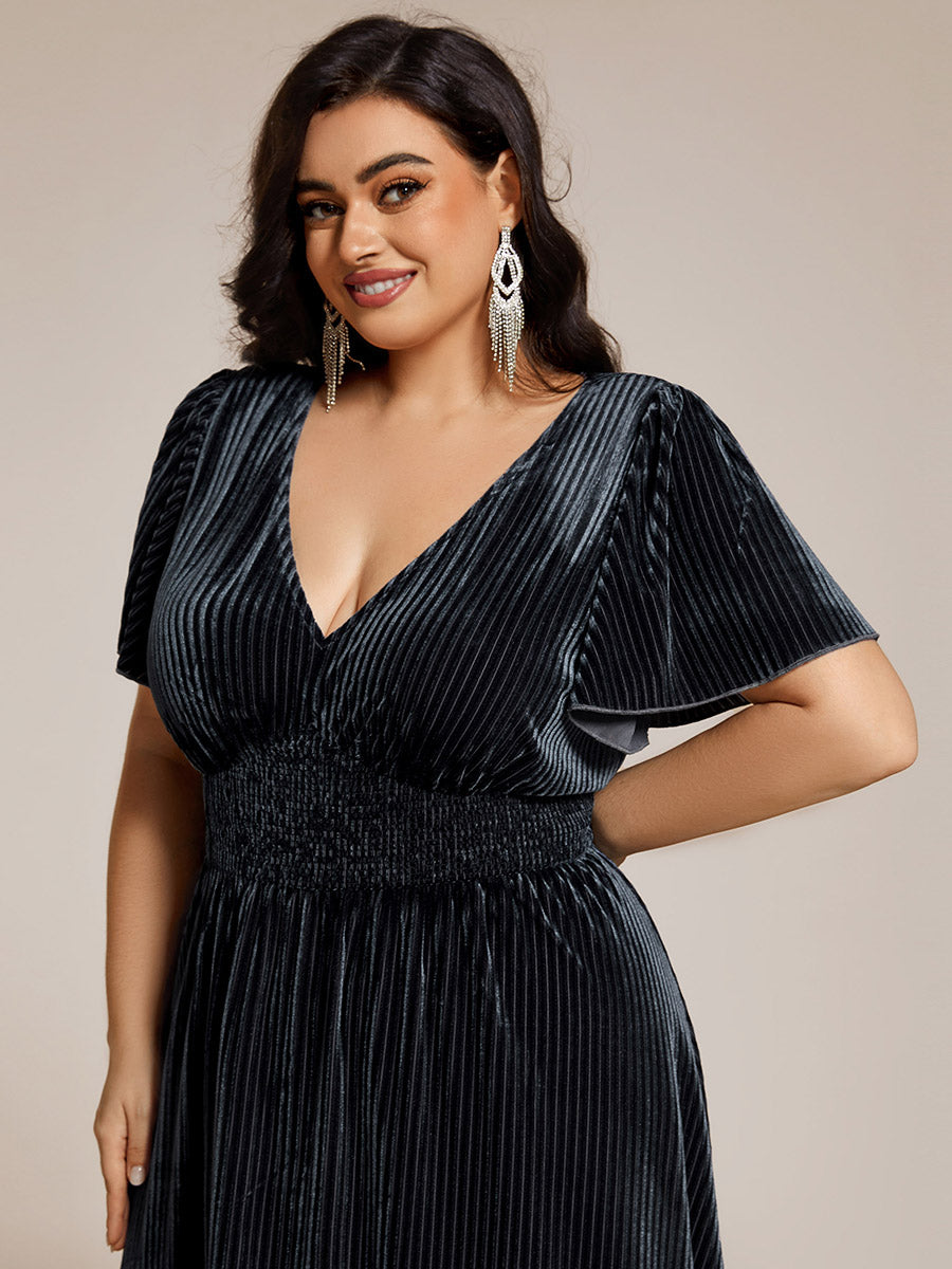 Plus Size A-line V-Neck Short Sleeve Pleated Velvet Fall Wedding Guest Dress #color_Grey Blue