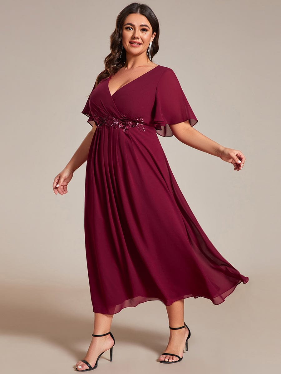 Short Sleeve V Neck Knee Length Mother of the Bride Dress #color_Burgundy