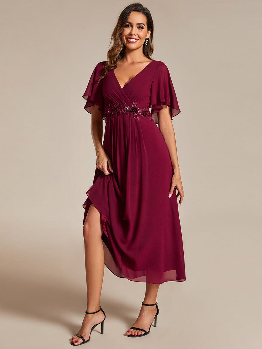 Short Sleeve V Neck Knee Length Mother of the Bride Dress #color_Burgundy