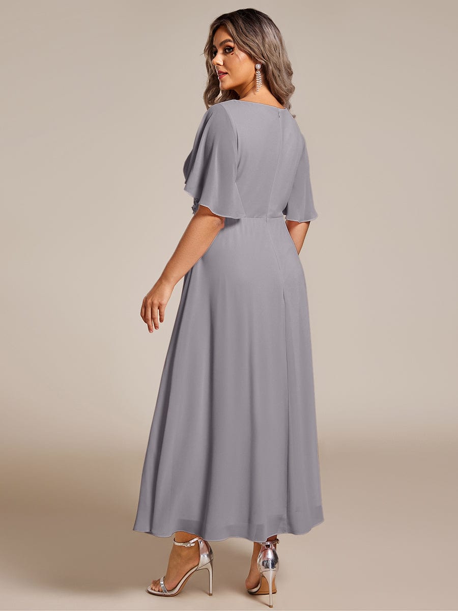 Short Sleeve V Neck Knee Length Mother of the Bride Dress #color_Grey