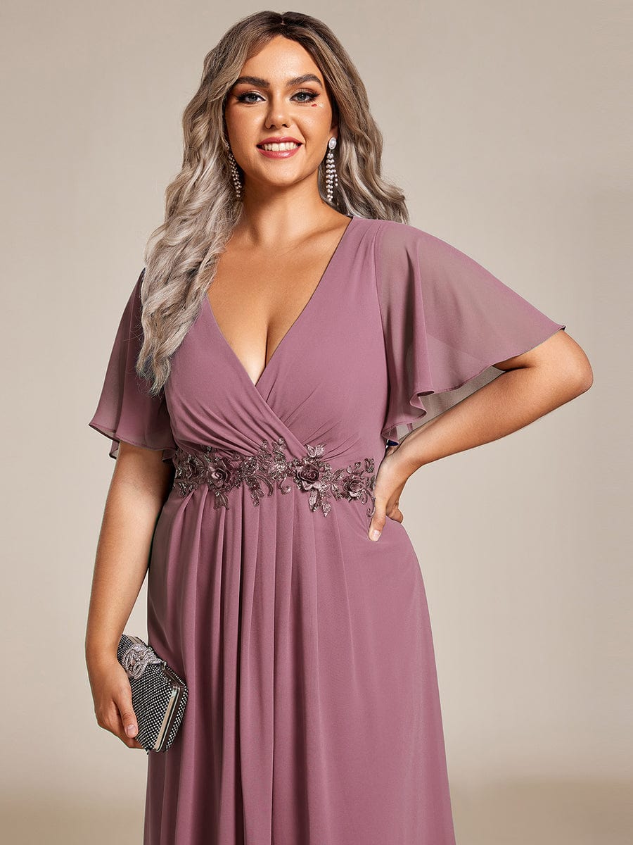 Plus Size Elegant Short Sleeves V-Neck Floral Applique Wedding Guest Dress  #color_Purple Orchid