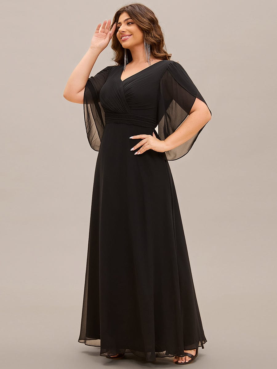 Plus Size Elegant Pleated Half Sleeve A-Line Maxi Mother of the Bride Dress #color_Black