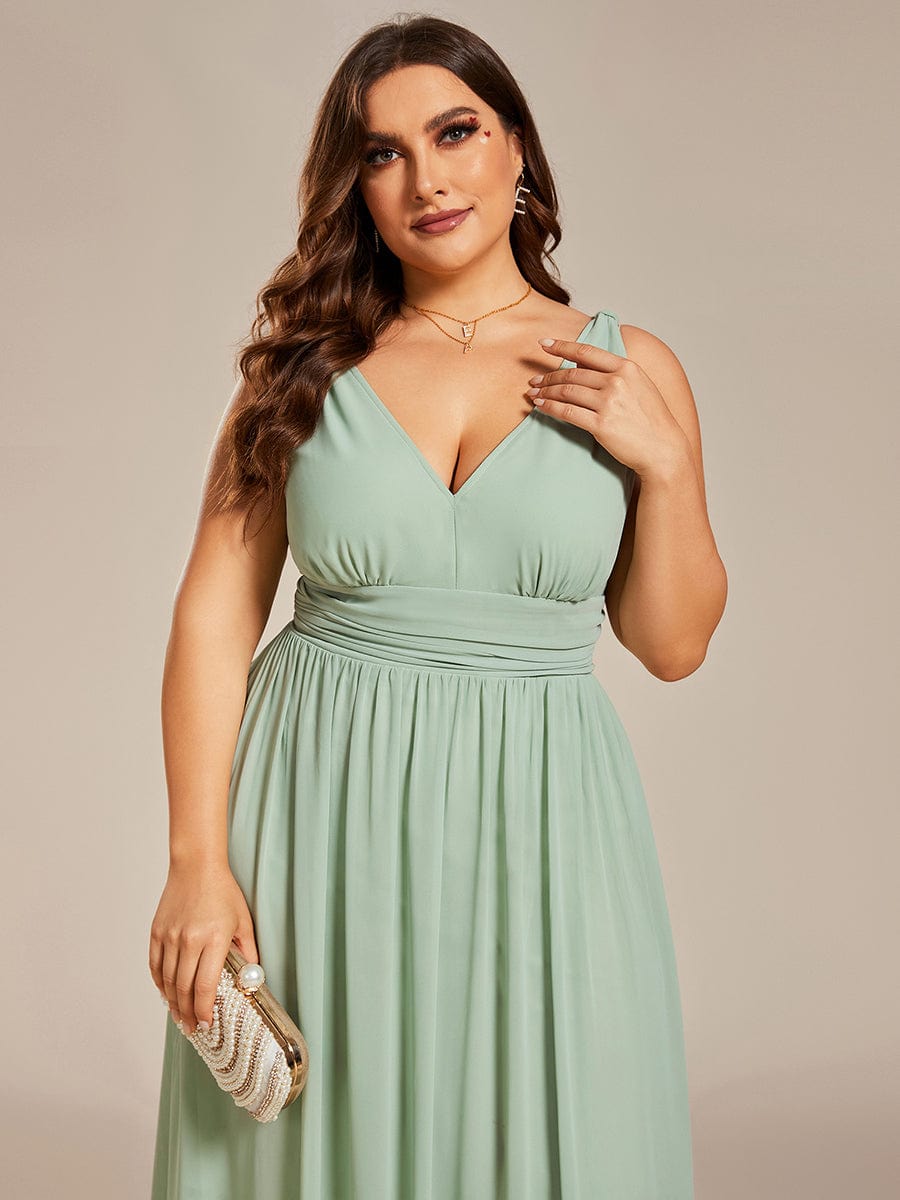 Plus Size Sleeveless V-Neck Semi-Formal Chiffon Bridesmaid Dress #color_Mint Green