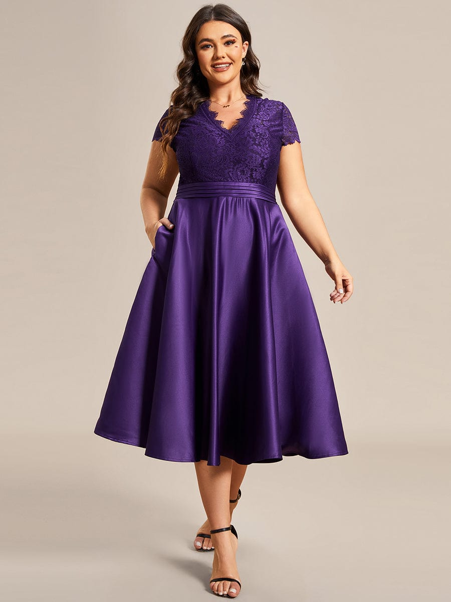 Plus Size V-neck Lace Bodice A-line Cocktail Dress with Sleeves #color_Dark Purple