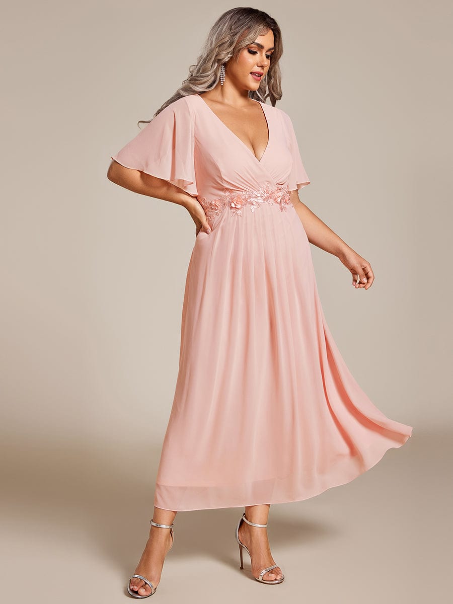 Plus Size Elegant Short Sleeves V-Neck Floral Applique Wedding Guest Dress  #color_Pink