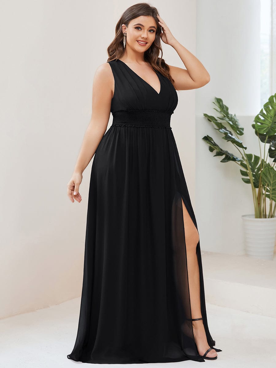 Plus Size V-Neck Sleeveless Pleated Chiffon Evening Dress #Color_Black